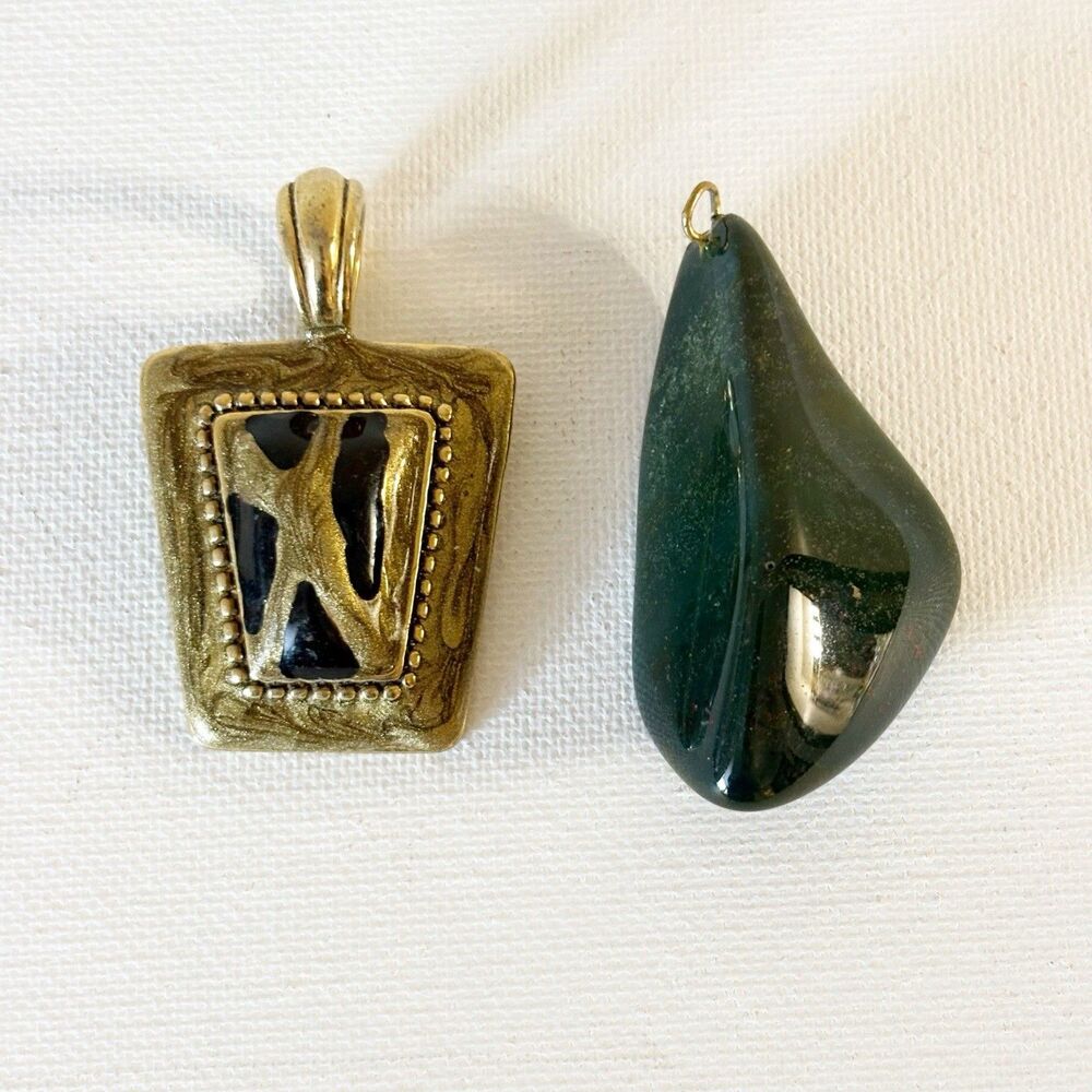 Lot Of 2 Vintage Pendants Gold Tone Black Green Faux Stone (?)